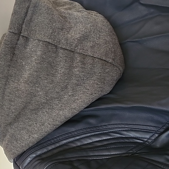 GUESS Men's Black Leather Jacket,Size 2XL - Picture 6 of 6